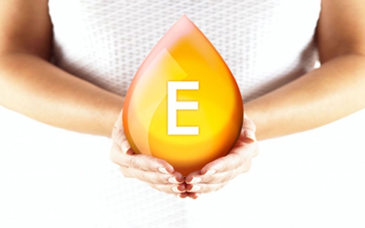2 công thức làm mờ vết rạn da lâu năm đơn giản từ viên vitamin E 